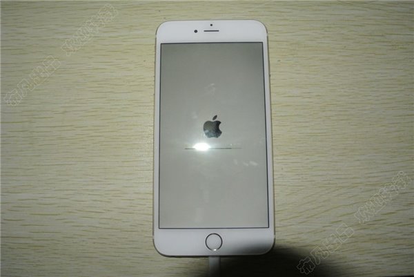 iPhone 6 Plusの16GBモデルをわずか8000円で128GBに iPhone 6 Plusの16GBモデルをわずか8000円で128GBに
